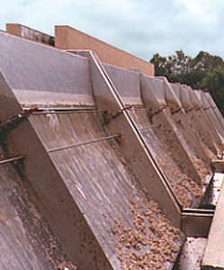 static screener / solid/liquid / for wastewater treatment
