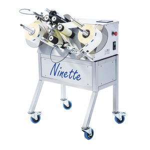 semi-automatic labeler / for self-adhesive labels / side / for bottles