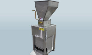 double-shaft shredder / wood / compact