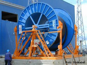 motorized unwinder / cable drum / with shaft