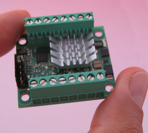 brushless DC drive / with PID controller / motor / 2-output