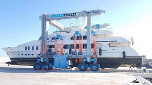 heavy load travel lift / remotely controlled