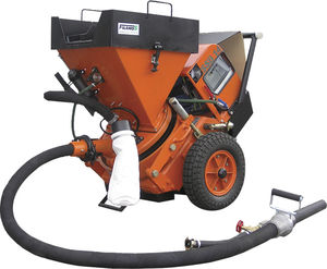 concrete spraying machine