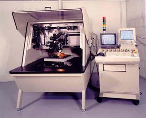 pulsed laser / gas / infrared / optical parametric oscillator