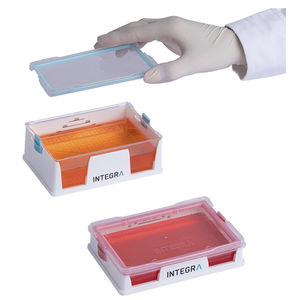 disposable reagent reservoir