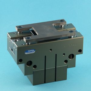 pneumatic gripper / parallel / 2-jaw / compact