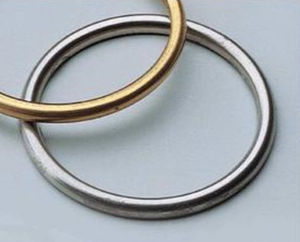 spring-loaded seal / profiled / C-ring / metal