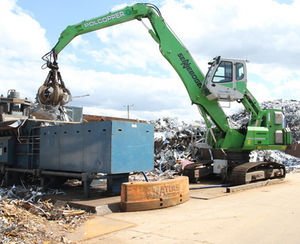 crawler material handler / diesel fuel / hydraulic