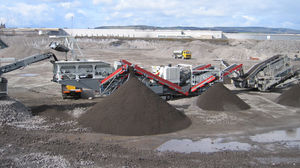 impact crusher / mobile / crawler / diesel engine