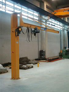 pillar jib crane