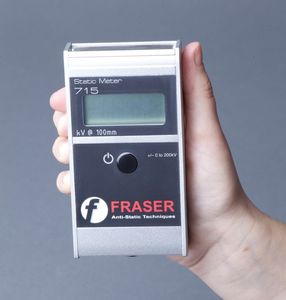 digital meter / electronic / electrostatic charge