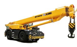 rubber-tired crane / boom / lifting / rough terrain