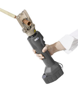 electric crimping tool / for connectors / battery-operated