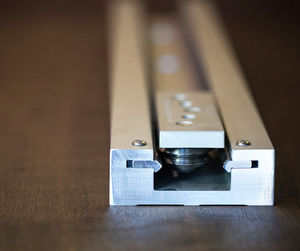 track linear guide / aluminum / compact