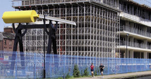 modular scaffolding tower / facade