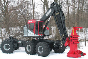 rubber-tired forestry harvester