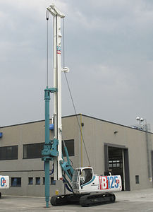 piling drilling rig / crawler / rotary / hydraulic