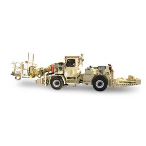 diesel vehicle / explosives transport and loading (emulsions)