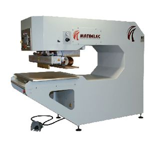 hydro-pneumatic press / high-frequency welding / C-frame