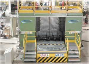 water cleaning machine / automatic / process / for the automotive industry