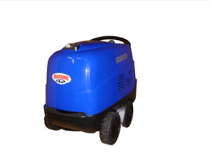 hot water cleaner / mobile / high-pressure