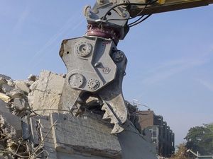 knife mill / vertical / for cables / for excavators