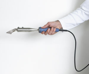 electric soldering iron