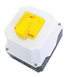 disconnect switch for photovoltaic applications / enclosed