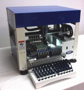 automatic pick-and-place machine / for SMT