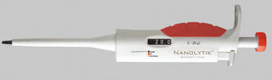manual adjustable-volume micropipette