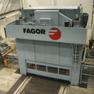 transfer press / hydraulic / mechanical / forming