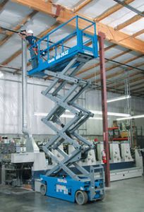 mobile scissor lift / electric