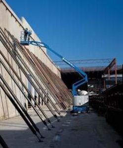 mobile telescopic boom lift / diesel