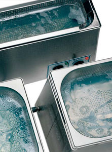 ultrasonic cleaning machine / automated