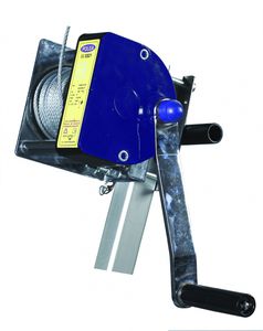 manual winch / gear