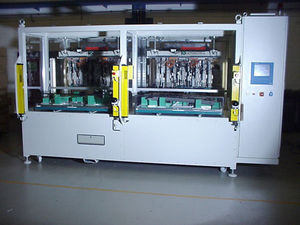 ultrasonic welding machine / automatic
