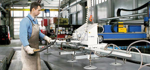 sheet metal vacuum lifting device / electric / horizontal