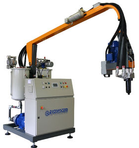 polyurethane foam dispensing system