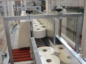 automatic stacking machine / for roller conveyors