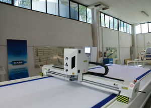 plastic cutting machine / textile / leather / fiberglass