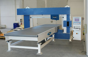 plastic cutting machine / for foam panels / band-knife / compact