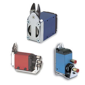 cutting pliers / pneumatic