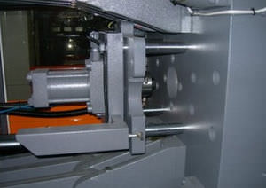 horizontal injection molding machine / hydraulic / toggle