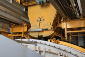 roller conveyor / for precast concrete / grab / horizontal