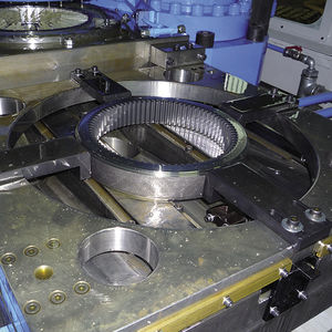 pull type broaching machine / vertical