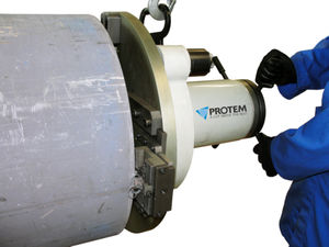 hand-held chamfering machine