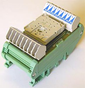 square-based relay socket