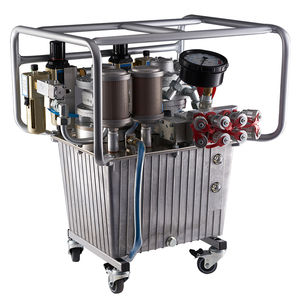 hydraulic piston pump / air-operated / three-stage
