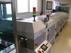 UV curing system / for coating / for drying