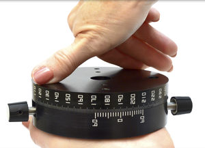 manual turntable / rotating